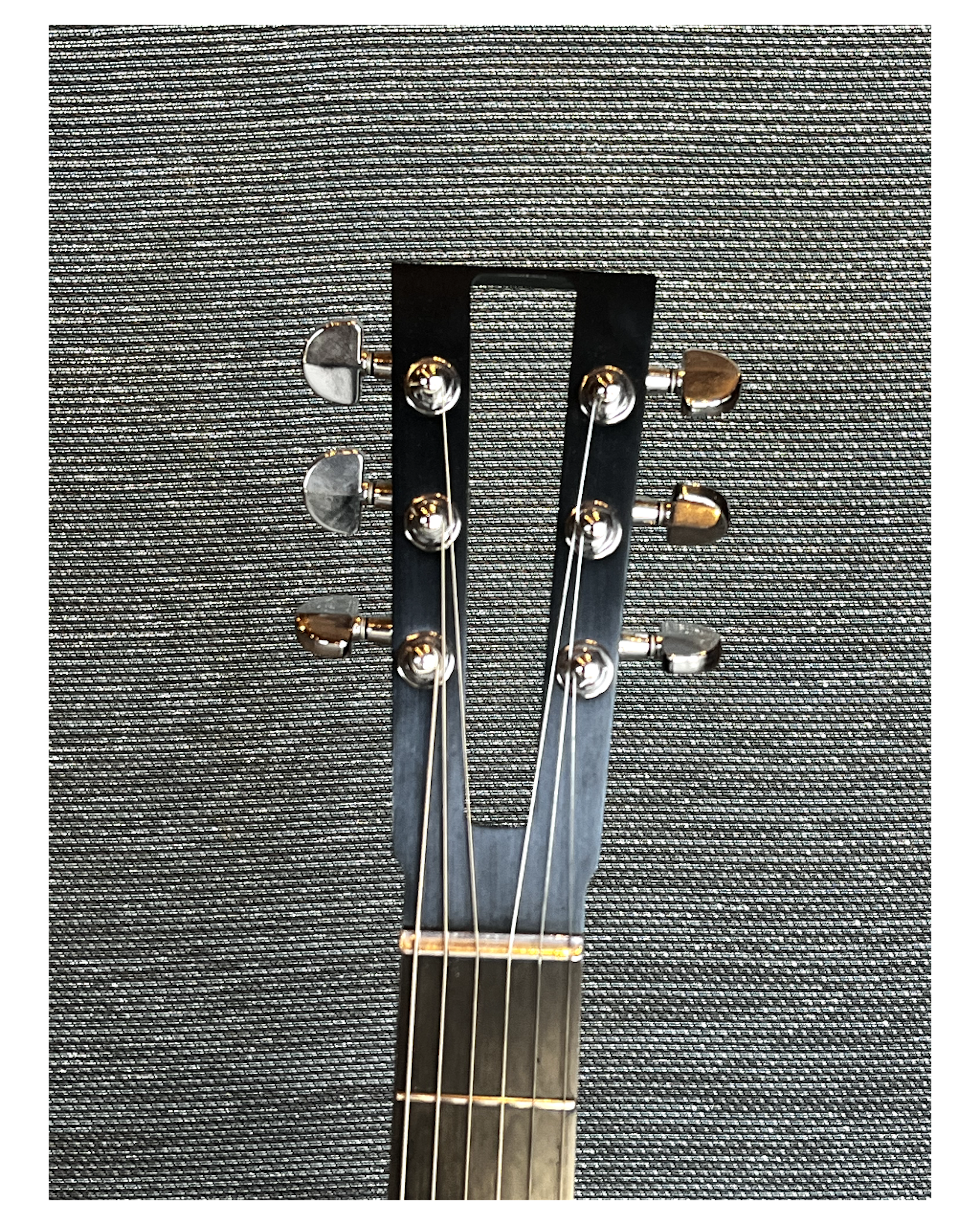 listings/125/images/1752184885001-Electrical-Guitar-Company-Series-2-2.png