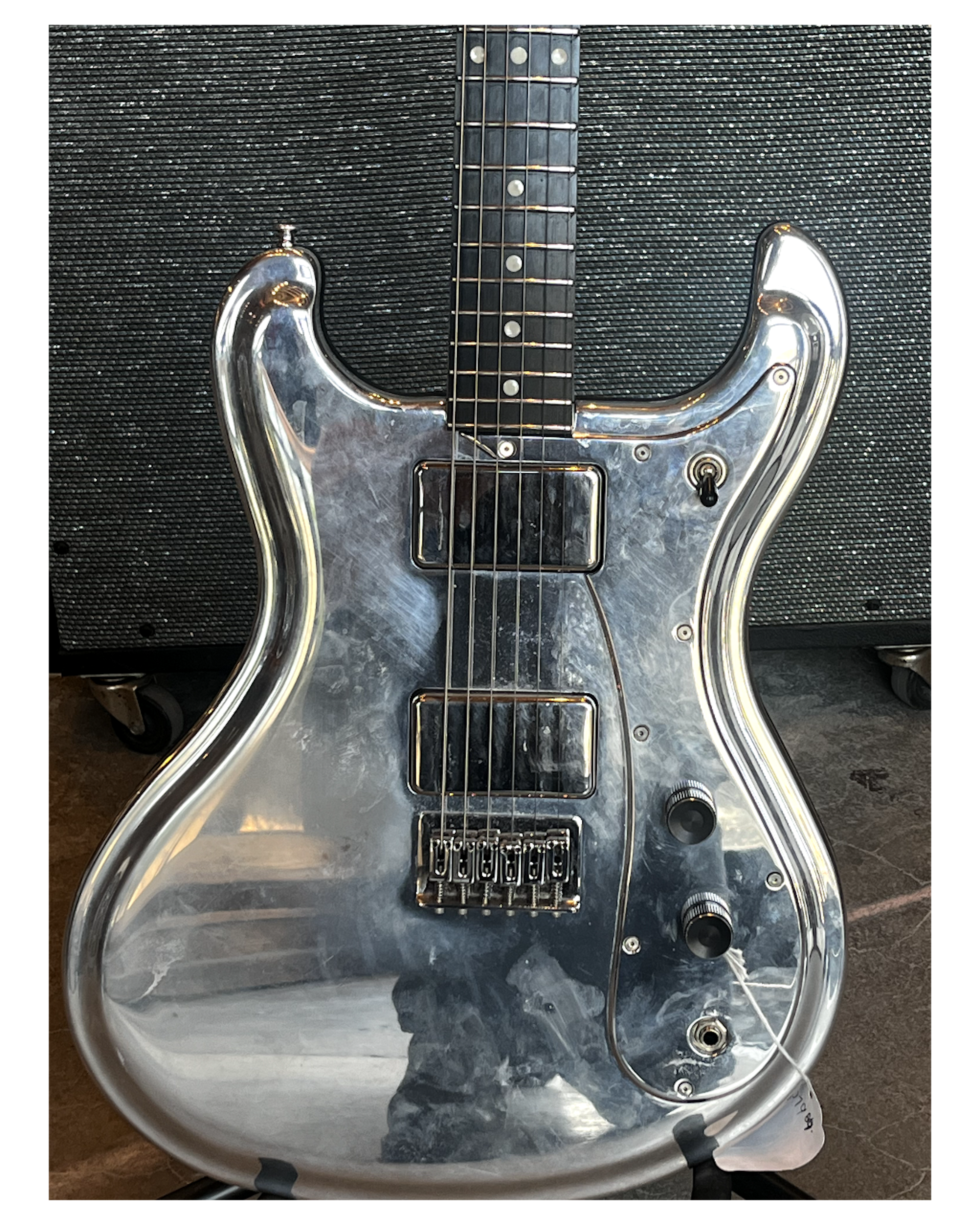 listings/125/images/1752184885001-Electrical-Guitar-Company-Series-2-3.png