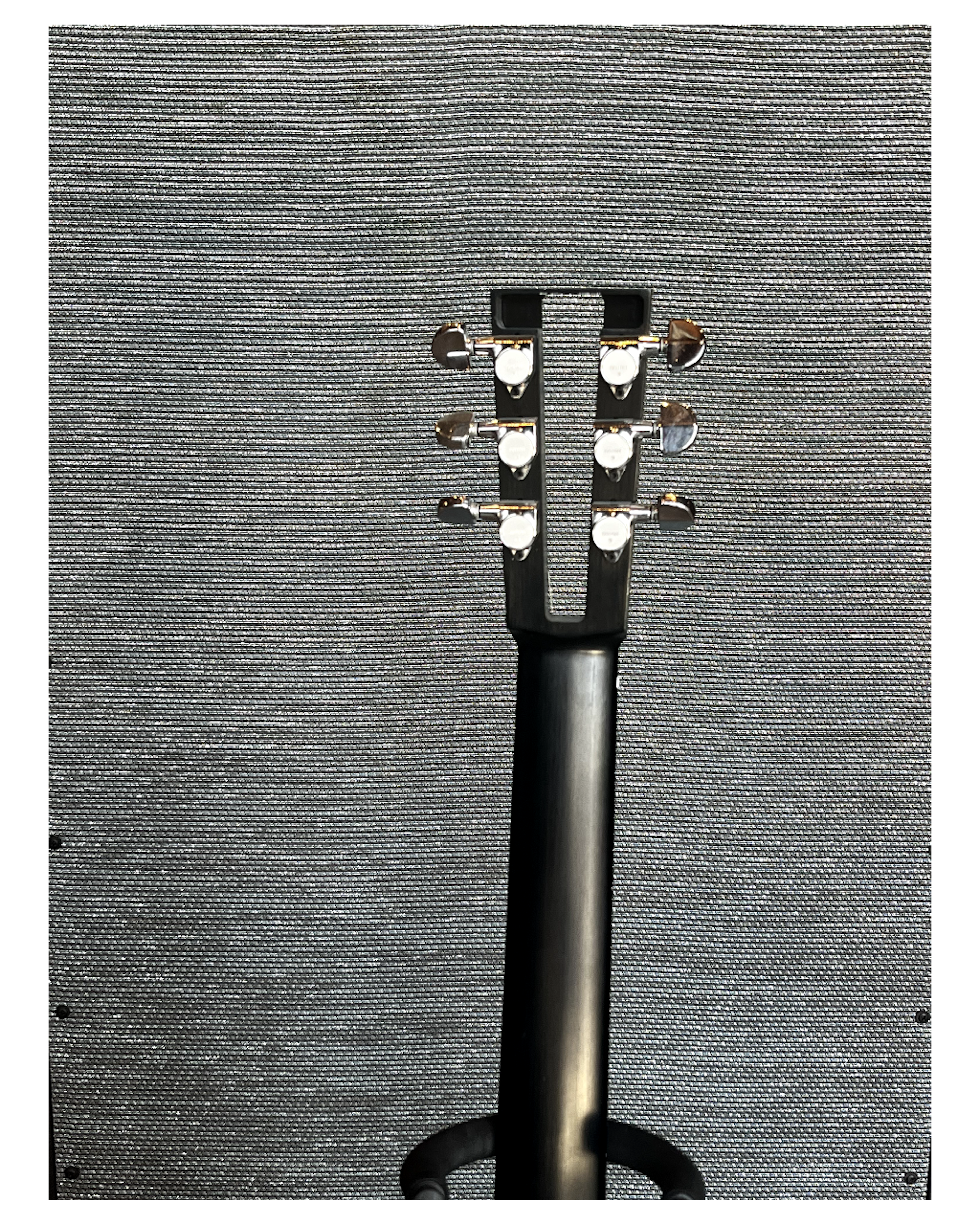 listings/125/images/1752184885001-Electrical-Guitar-Company-Series-2-4.png