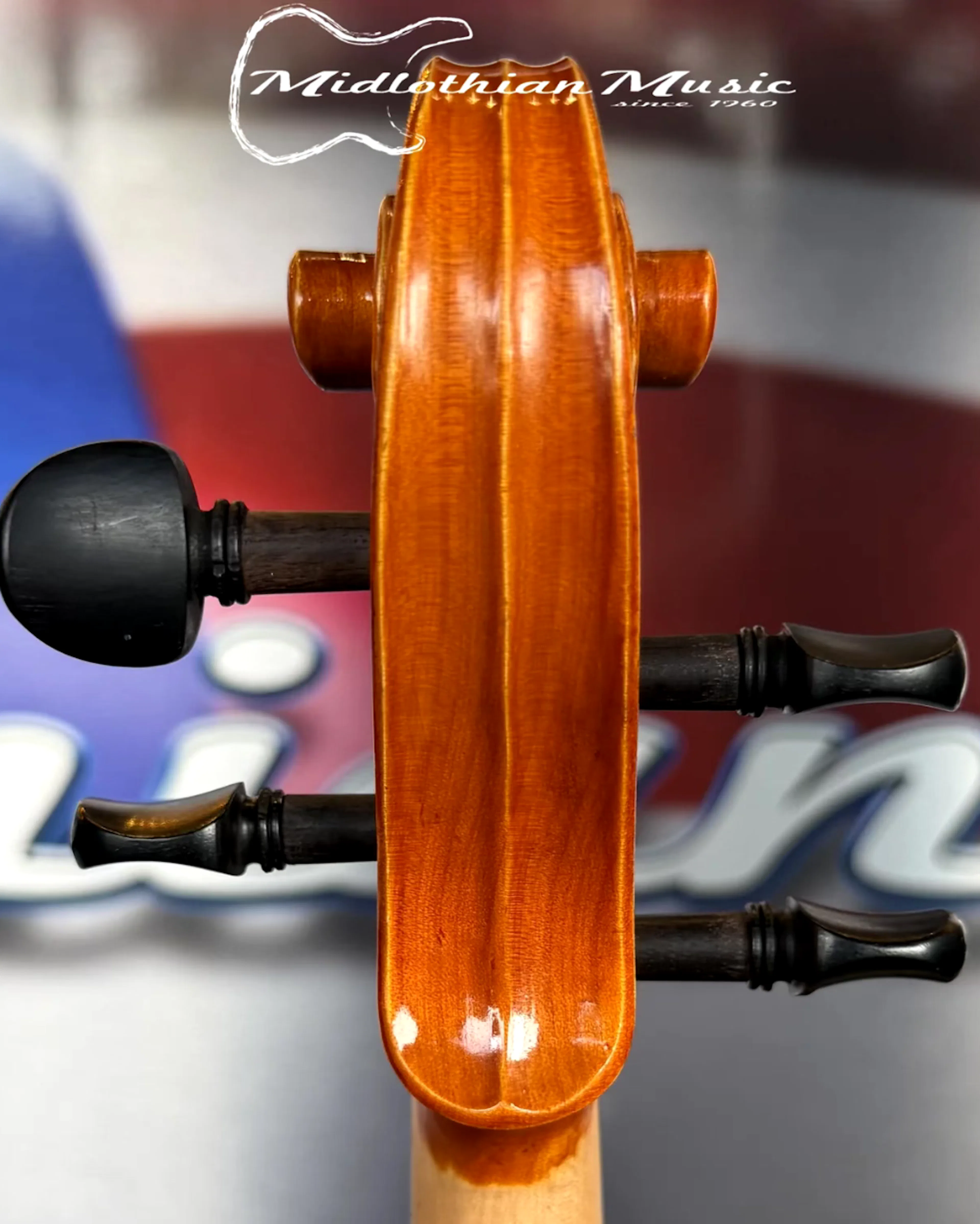 Carousel image 8