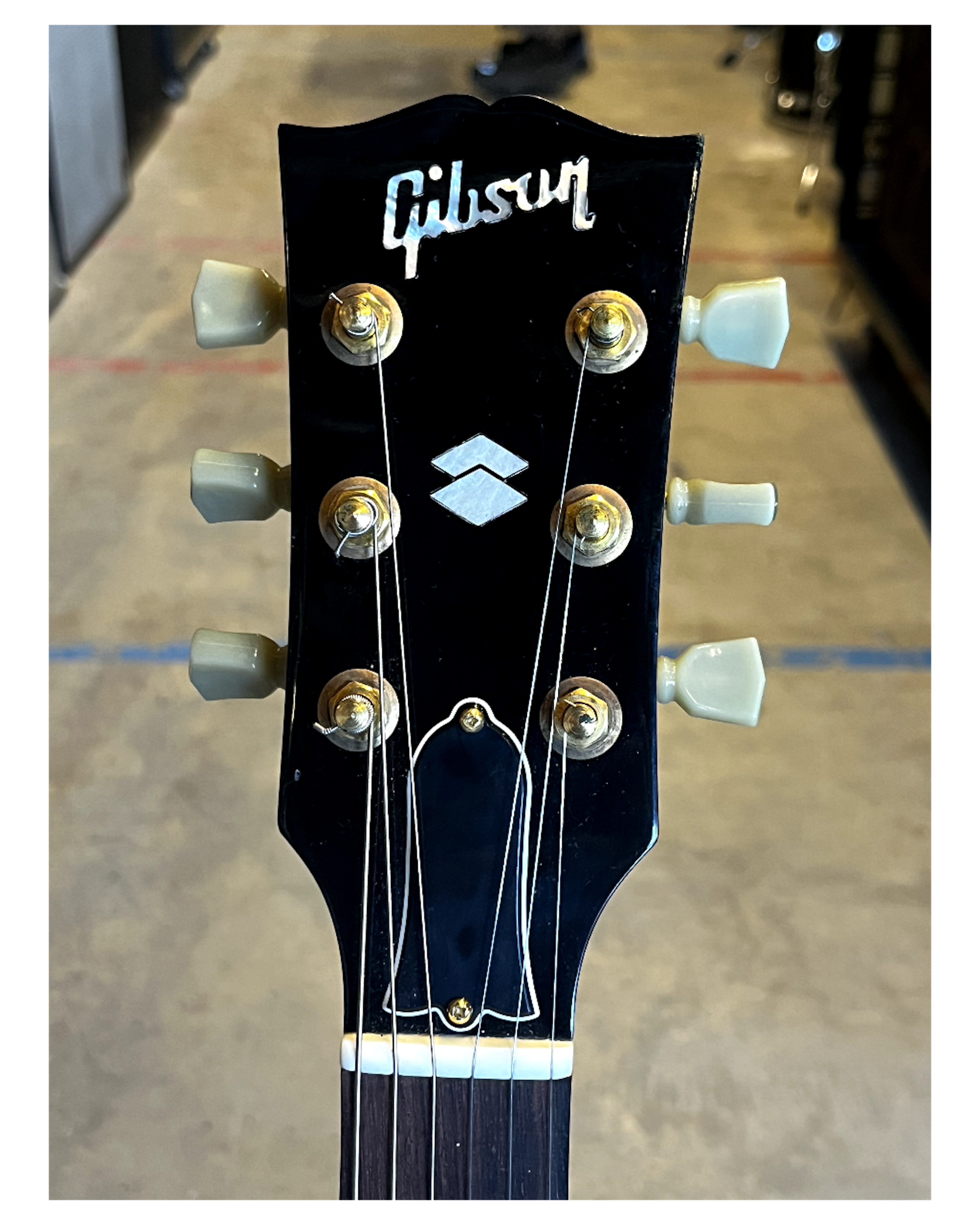listings/226/images/1752541831822-2001-Gibson-Blues-Hawk-w0HSC-4.png