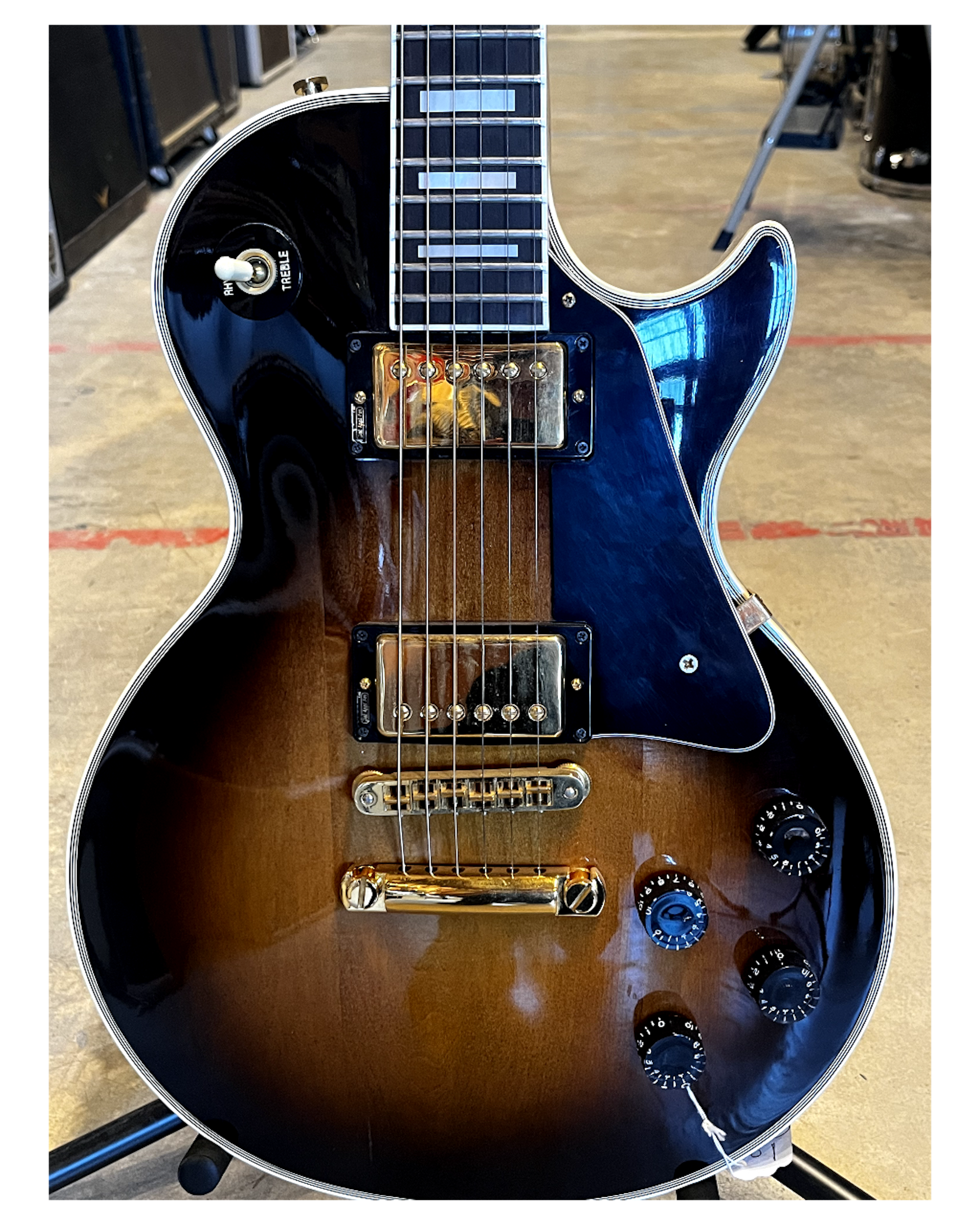 listings/233/images/1752542012851-1984-Gibson-Les-Paul-Cst-w0HSC-2.png