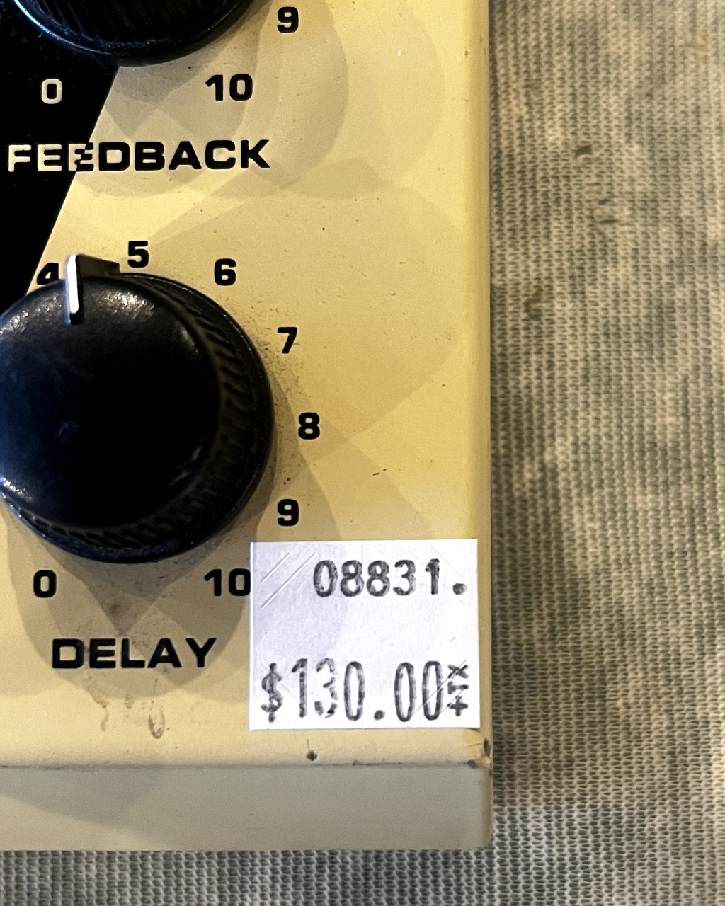listings/244/images/1752564858646-Behringer-VM1-Vintage-Time-Machine-Delay-02.png