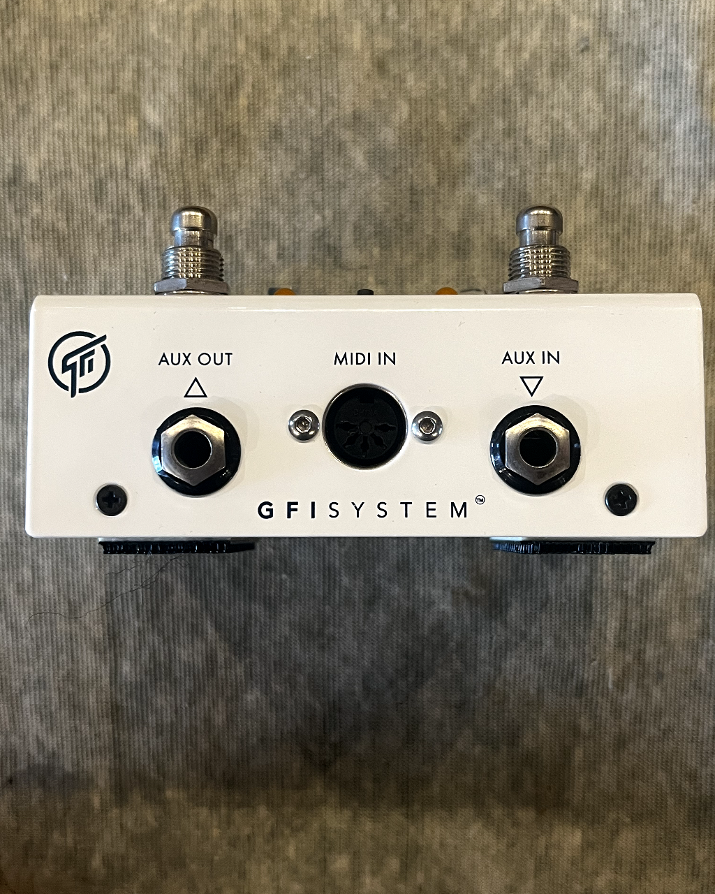listings/254/images/1752604422526-GFI-Specular-Tempus-reverb_delay-w_box-04.png
