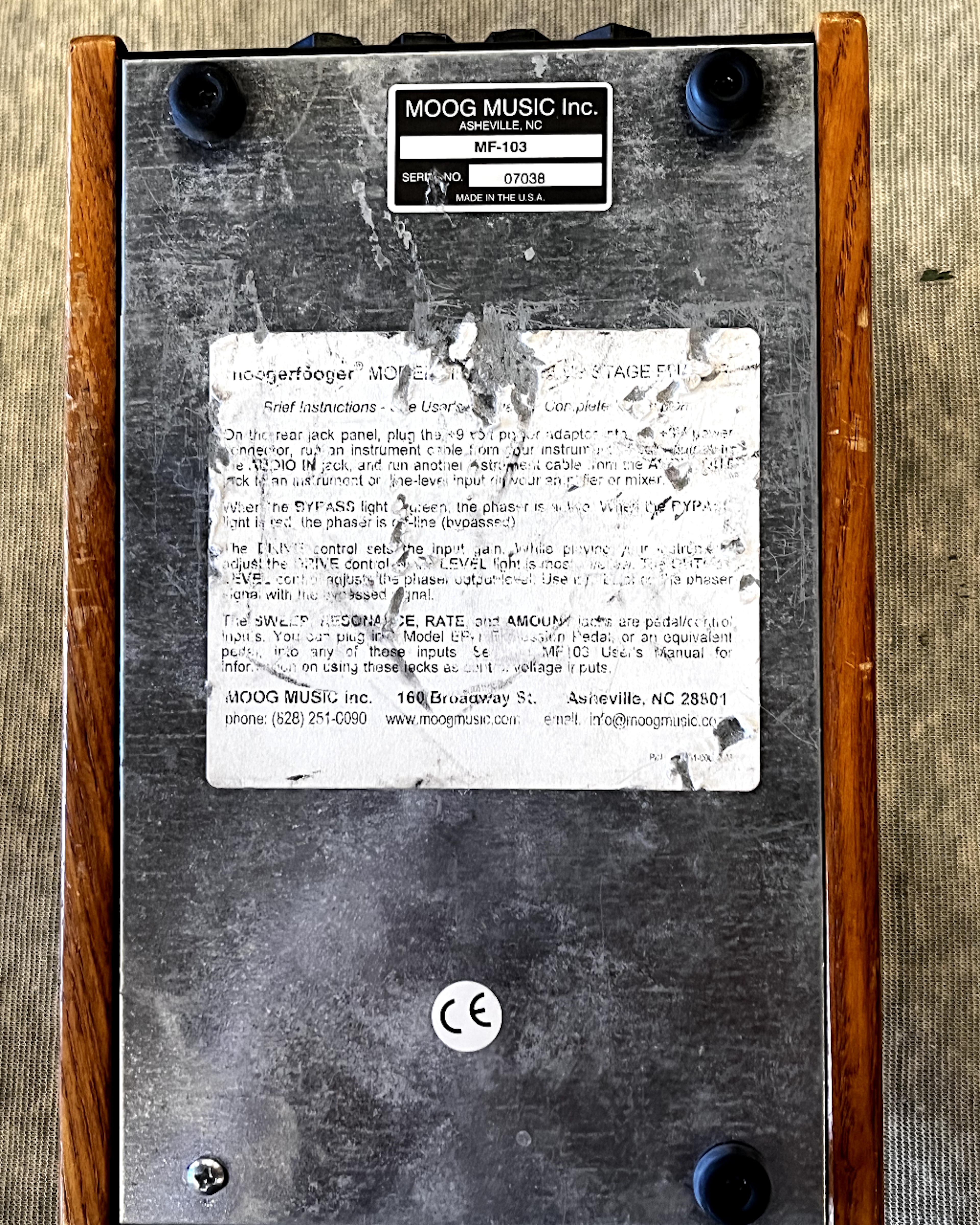 listings/259/images/1752612029847-Moog-MF-103-12-Stage-Phaser-05.png