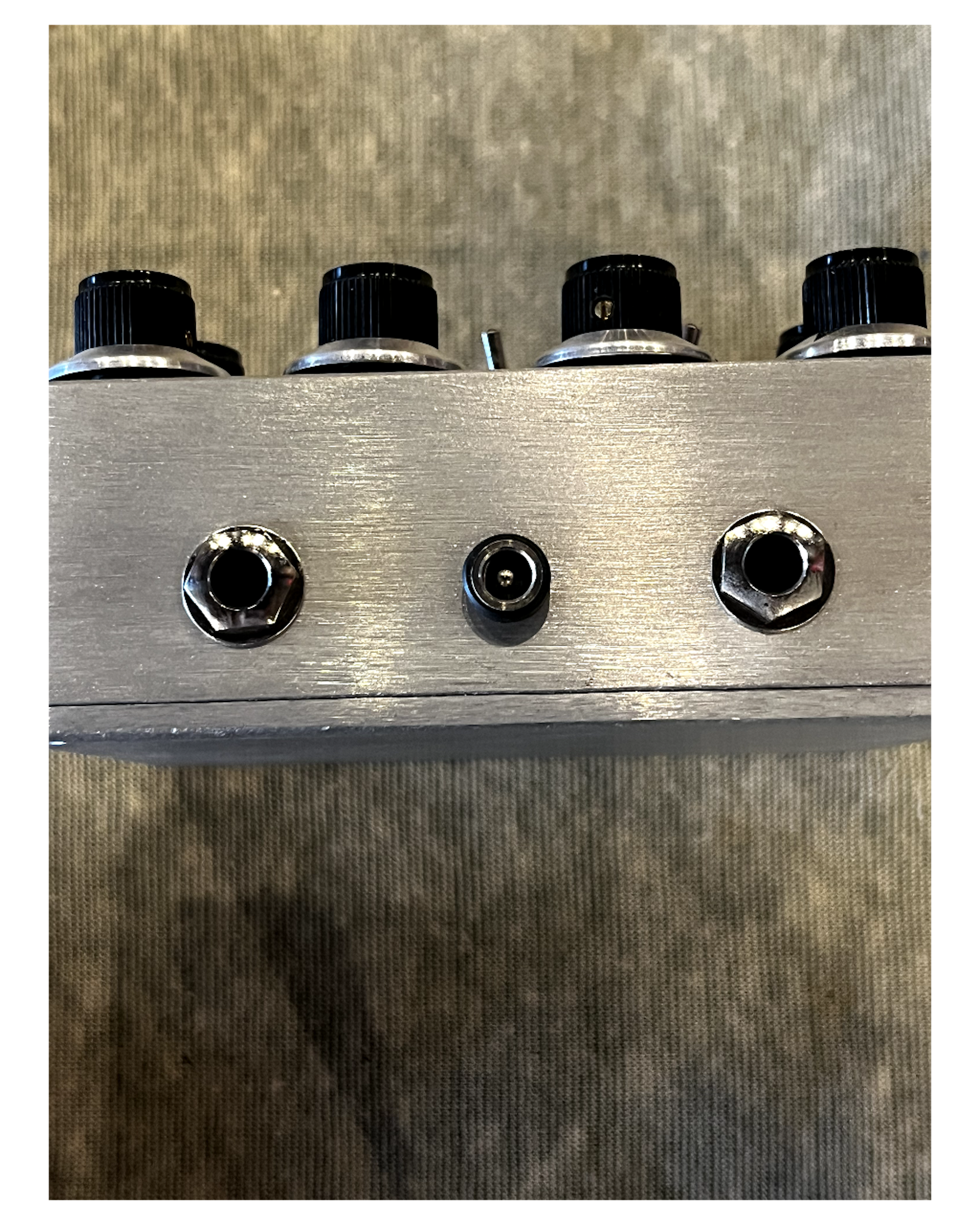 listings/288/images/1752641913173-Cornerstone-Music-Bear-Gladio-Double-Preamp-4.png