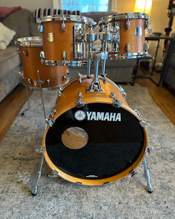 Yamaha absolute maple custom 10 12 14 20  drum set