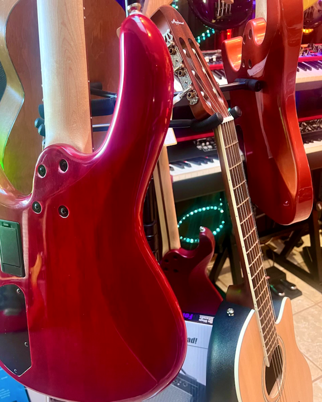 Cort ACTION DLXV PLUS 5 String Bass Guitar Cherry Red Sunburst Resyn cort-action-dlxv-plus-5-string-bass-guitar-cherry-red-sunburst-resyn