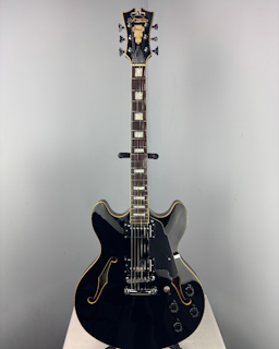 D’Angelico Premier USA DC Semi-Hollow – Black – Original Case – 2017