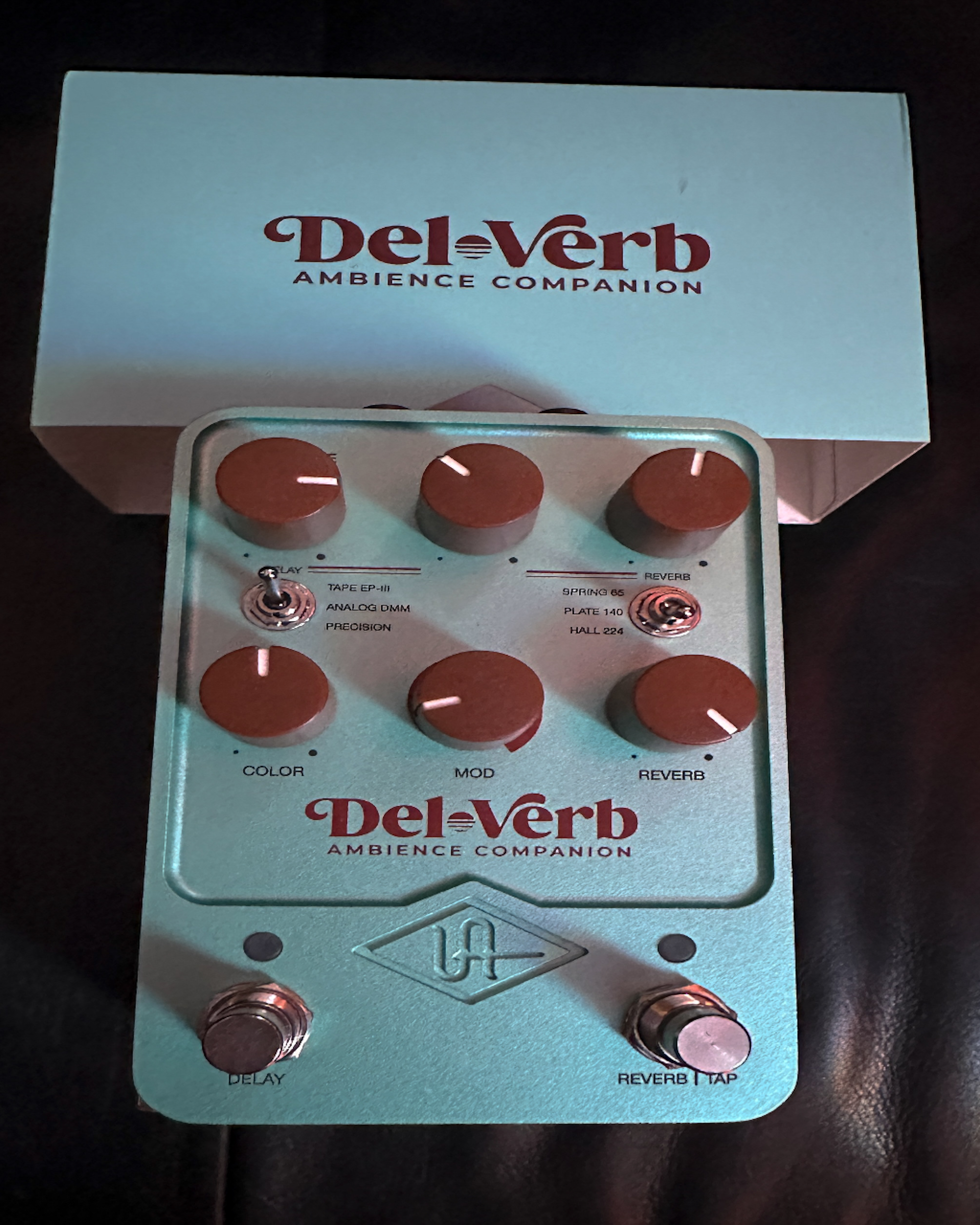 Universal Audio Del-Verb -  Mint