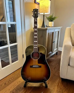 2020 Gibson Southern Jumbo Acoustic Guitar