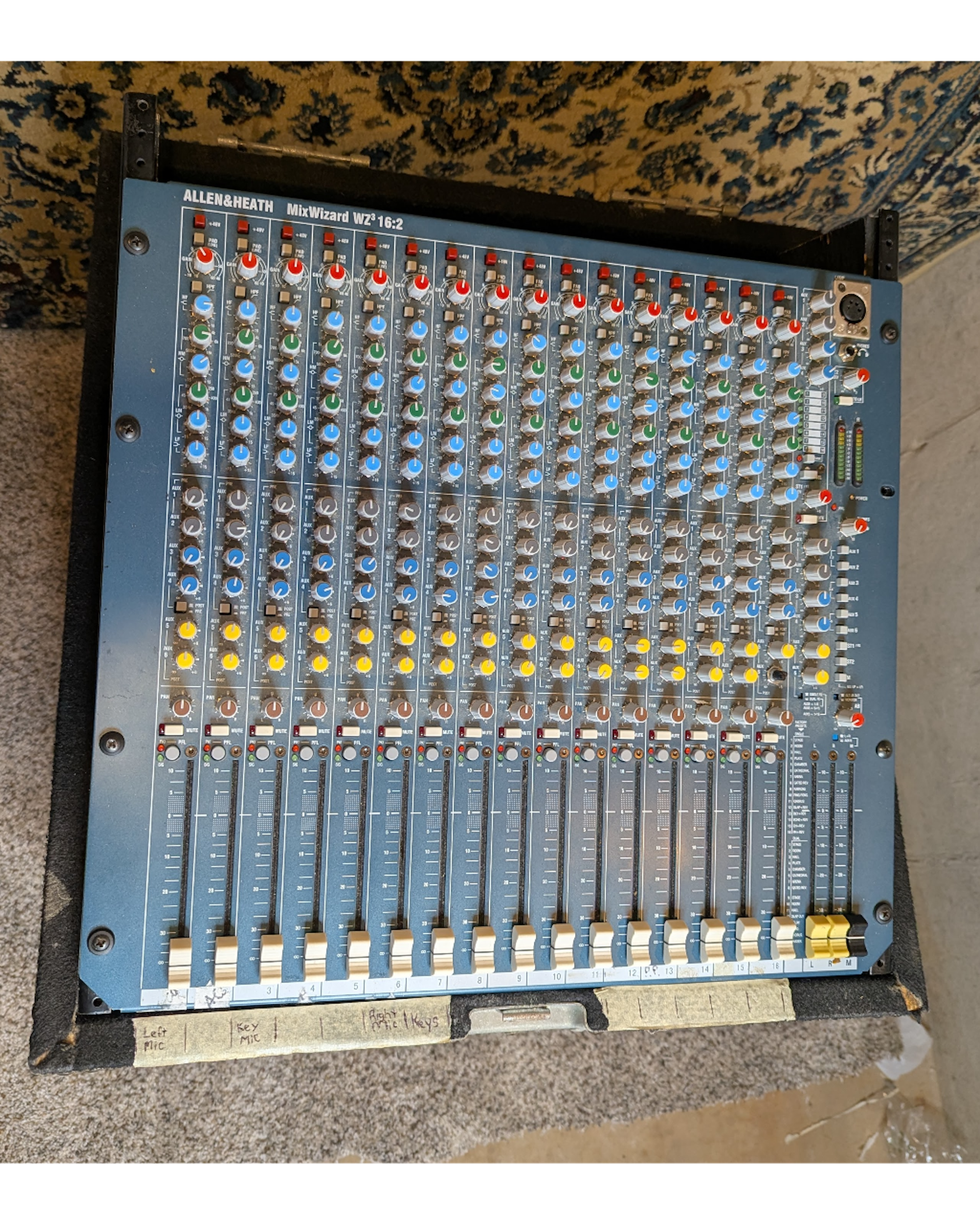 ALLEN & HEATH MixWizard WZ3 16:2 Mixing Console