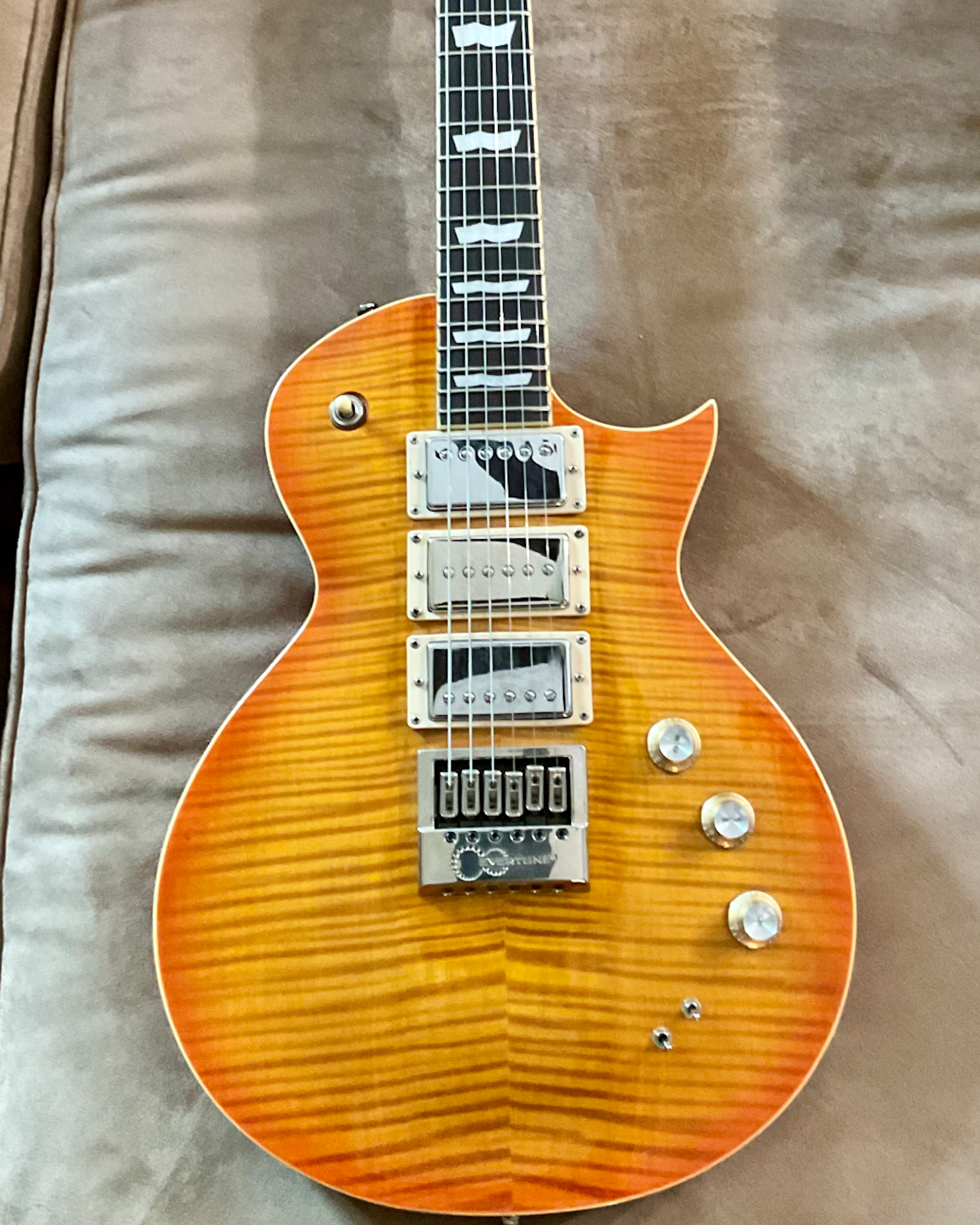ESP LTD 1000-ET (2019-2020) - Amber Burst