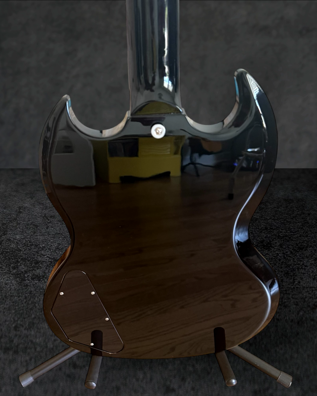 Carousel image 7